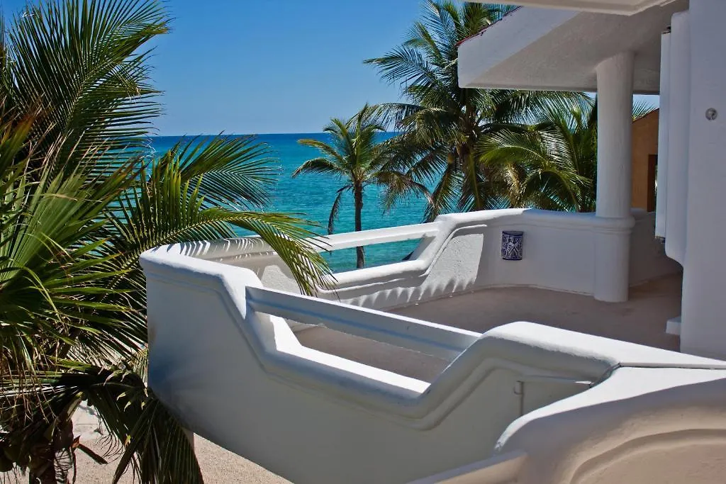 Villas Flamingo Akumal Mexico